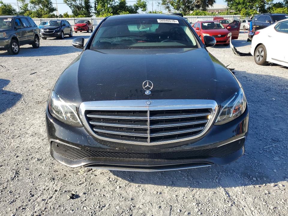 2017 Mercedes-benz E-klasse VIN WDDZF4KBXHA197878 COPART salvage auction — REAR END, FL - CERT OF TITLE SLVG REBUILDABLE, sold $9,000 on 2026-07-31 (photo 5)