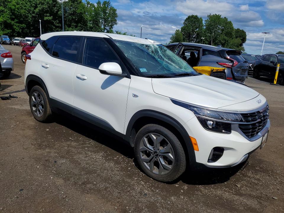2024 Kia Seltos VIN KNDEPCAA3R7529117 COPART salvage auction — ROOF, Ma - Cert Of Title-Salvage, sold $3,600 on 2026-07-30 (photo 4)
