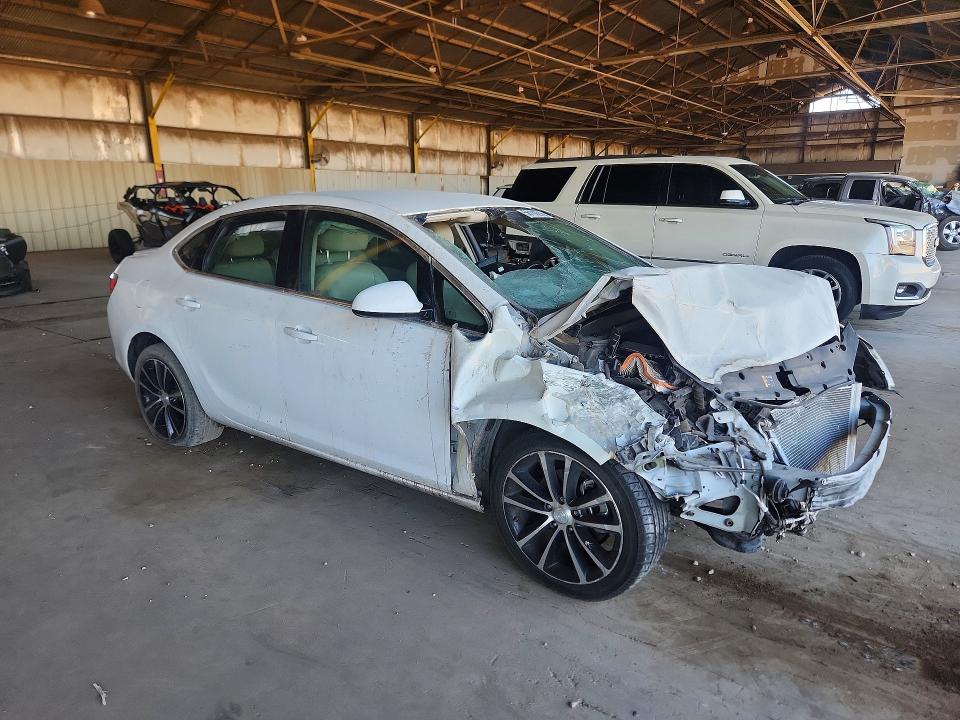 2017 Buick Verano VIN 1G4PR5SK6H4112415 COPART salvage auction — FRONT END, Az - Certificate Of Title, sold $475 on 2026-07-20 (photo 4)