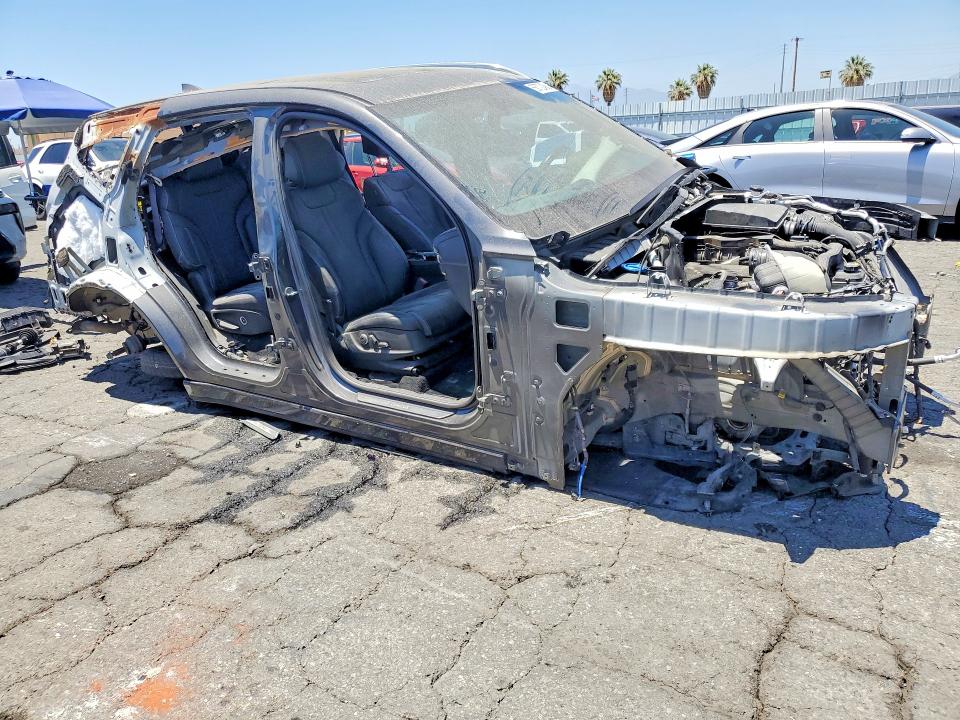 2022 Genesis Gv80 VIN KMUHCESC7NU076732 COPART salvage auction — STRIPPED, In - Cert Of Title-Salvage Title, sold $175 on 2026-07-27 (photo 4)