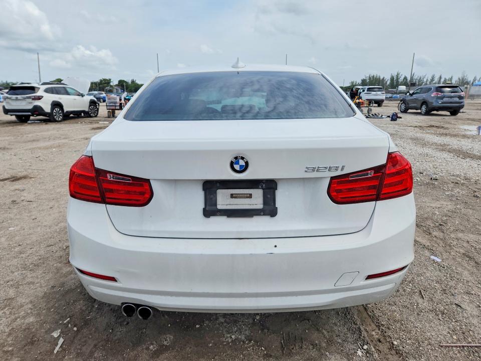 2014 BMW VIN WBA3A5C52EF605105 COPART salvage auction — FRONT END, Fl - Cert Of Title Slvg Rebuildable, sold $10 on 2026-07-28 (photo 6)