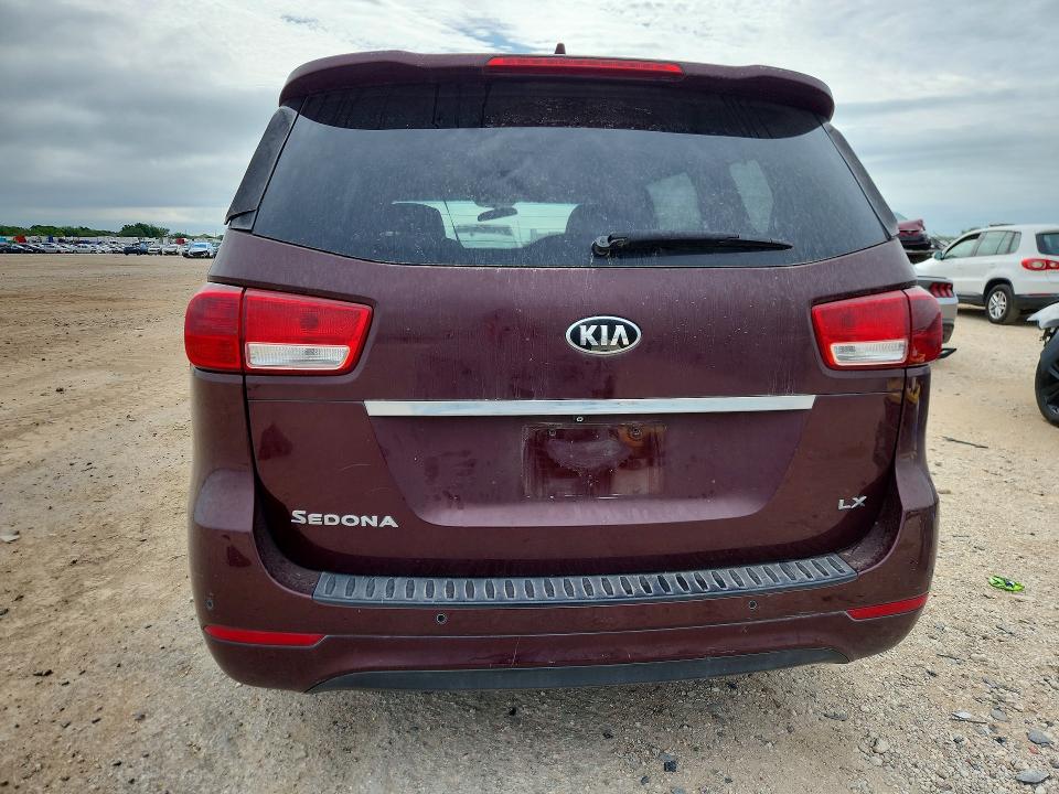 2016 Kia SEDONA VIN KNDMB5C18G6131925 COPART salvage auction — MINOR DENT/SCRATCHES, Tx - Certificate Of Title, sold $700 on 2026-07-09 (photo 6)