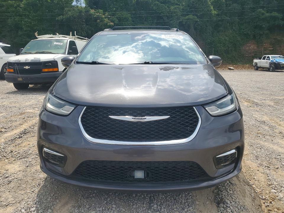 2022 Chrysler Pacifica VIN 2C4RC1BG9NR131553 COPART salvage auction — NORMAL WEAR, In - Certificate Of Title (P), sold $6,800 on 2026-07-28 (photo 5)