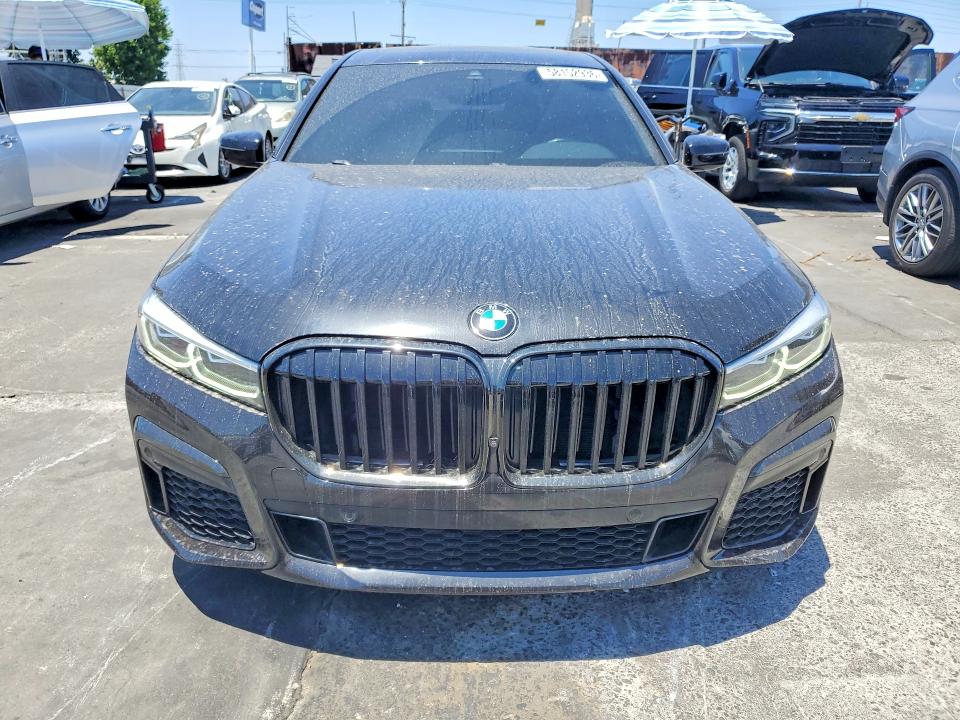 2022 BMW 7er VIN WBA7T2C01NCJ61120 COPART salvage auction — REAR END, Ca - Salvage Certificate, sold $26,000 on 2026-08-19 (photo 5)