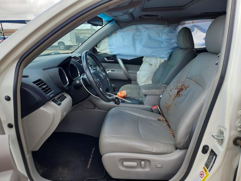 2013 Toyota Highlander VIN 5TDZK3EH6DS118381 COPART salvage auction — SIDE, Ms - Cert Of Title-Salvaged, sold $2,250 on 2026-07-22 (photo 7)