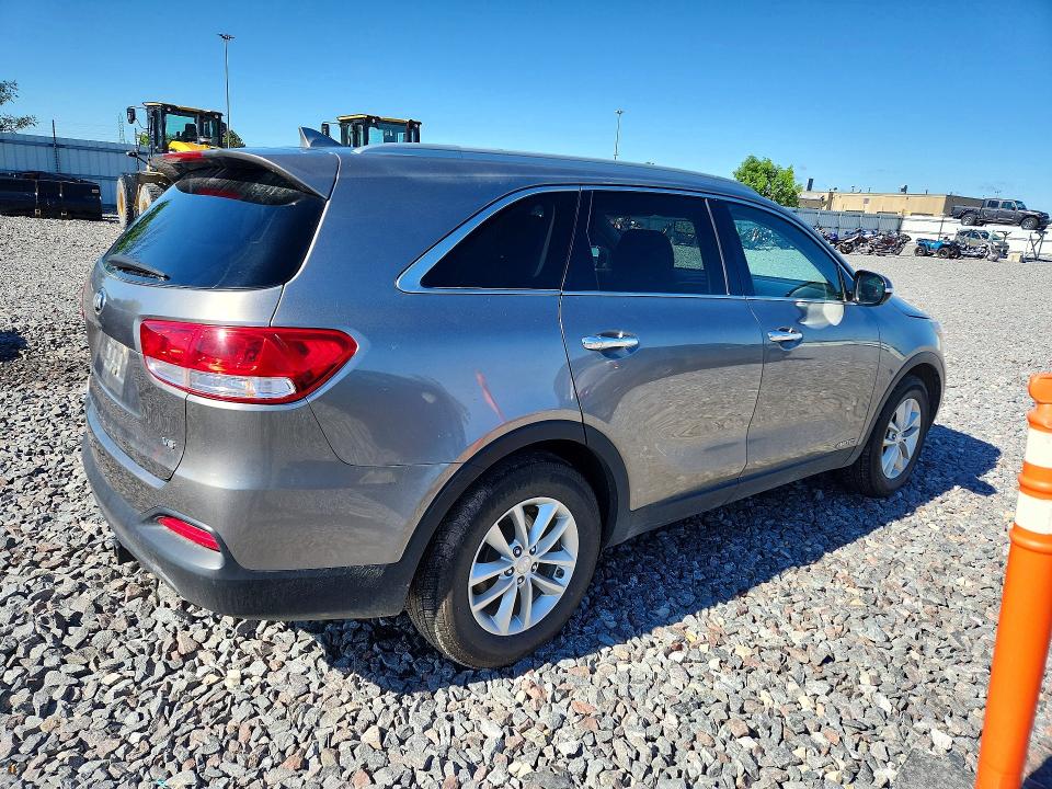 2016 Kia Sorento VIN 5XYPGDA55GG063451 COPART salvage auction — REAR END, Wi - Certificate Of Title, sold $2,050 on 2026-07-27 (photo 3)