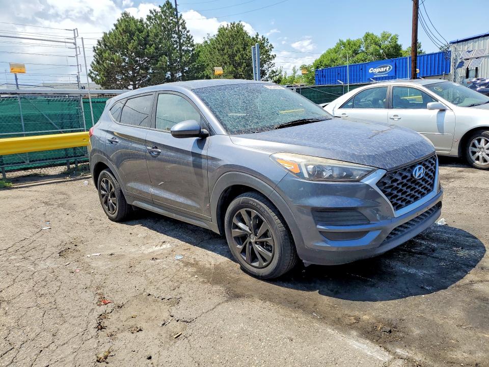 2019 Hyundai Tucson VIN KM8J23A41KU933673 COPART salvage auction — MINOR DENT/SCRATCHES, Co - Public - Salvage Title, sold $2,100 on 2026-07-28 (photo 4)