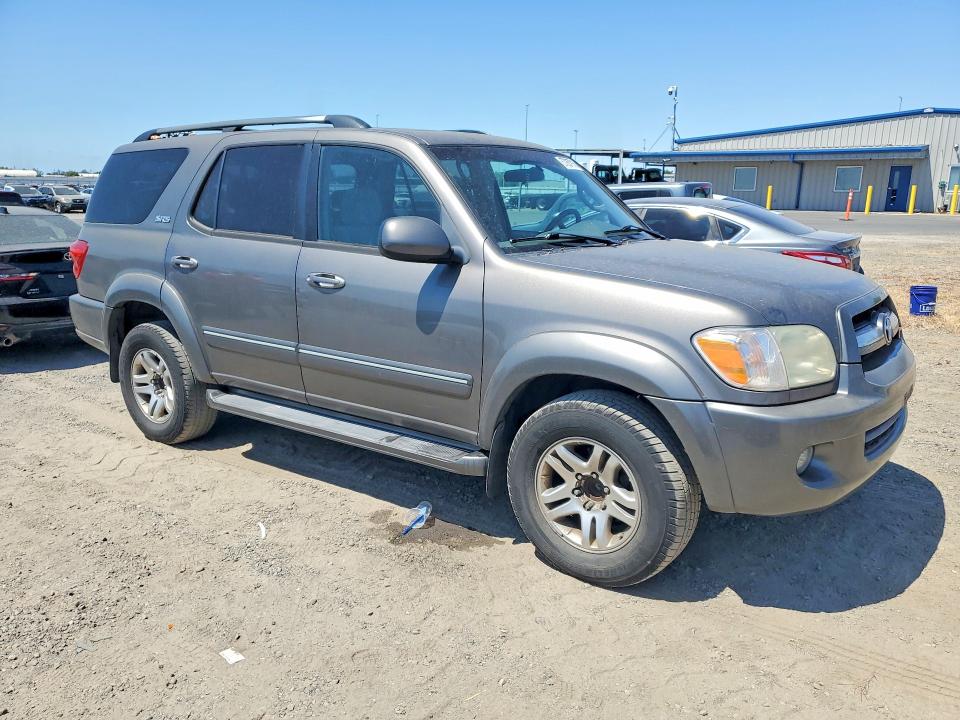2006 Toyota Sequoia VIN 5TDZT34A76S271811 COPART salvage auction — VANDALISM, CA - SALVAGE CERTIFICATE, sold $1,000 on 2026-07-07 (photo 4)