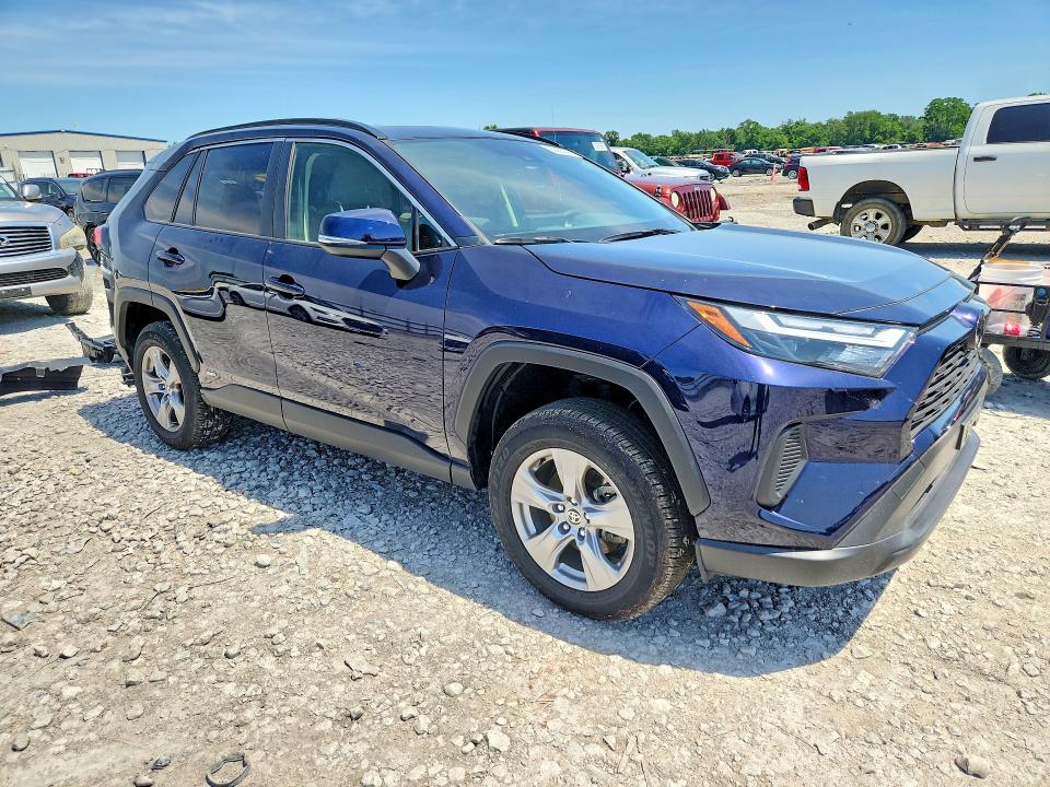 2025 Toyota Rav 4 VIN JTMRWRFV6SJ075425 COPART salvage auction — REAR END, Il - Salvage Certificate, sold $15,100 on 2026-07-27 (photo 4)