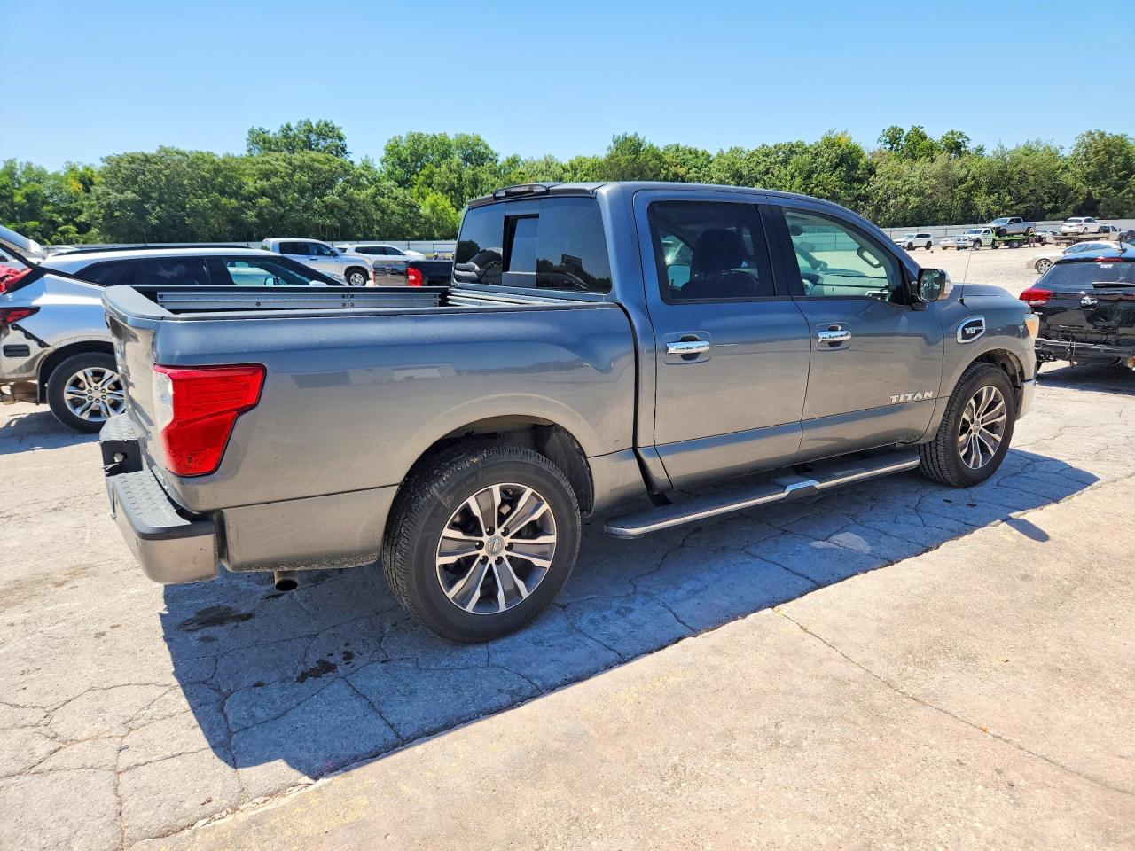 2017 Nissan Titan VIN 1N6AA1E64HN536949 COPART salvage auction — Rear End, OK - CERT OF TITLE-SALVAGE, sold $5,500 on 2026-07-09 (photo 3)