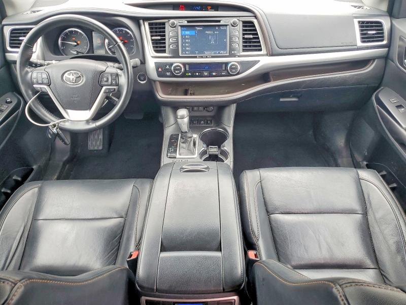 2017 Toyota VIN 5TDJZRFH2HS456991 COPART salvage auction — FRONT END, Nj - Cert Of Title-Salvage, sold $9,400 on 2026-07-22 (photo 8)