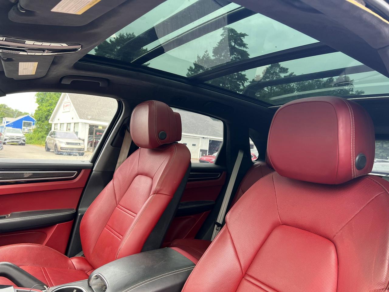 2021 Porsche Cayenne VIN WP1AF2AY1MDA36070 COPART salvage auction — Front End, MT - CERTIFICATE OF TITLE (P), sold $34,750 on 2026-07-01 (photo 9)