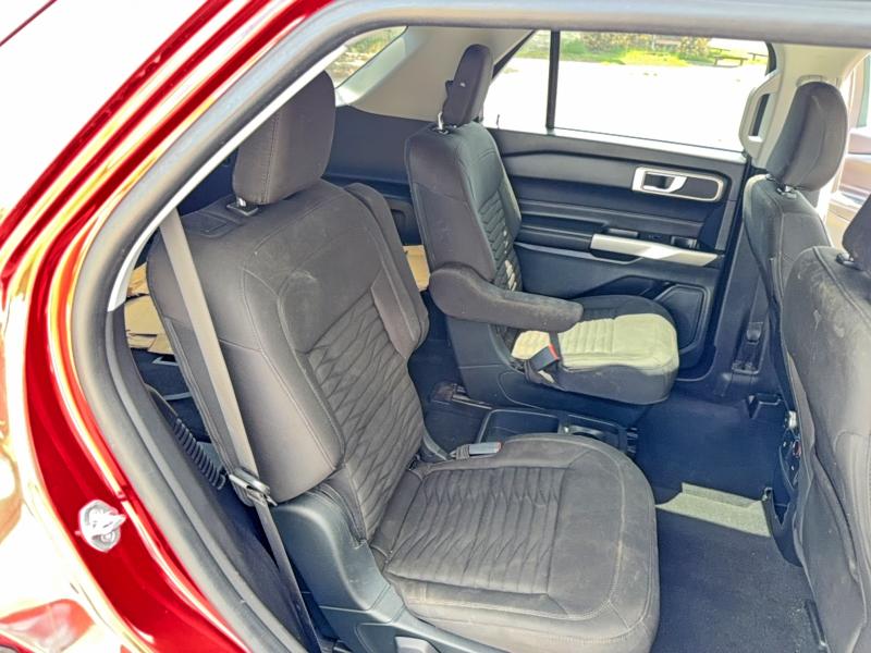 2021 Ford Explorer VIN 1FMSK7DH8MGA61598 COPART salvage auction — MINOR DENT/SCRATCHES, TX - CERTIFICATE OF TITLE (P), sold $7,000 on 2026-07-28 (photo 6)