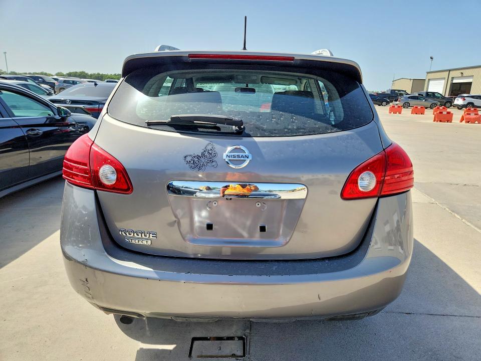 2015 Nissan Rogue VIN JN8AS5MT4FW155001 COPART salvage auction — MINOR DENT/SCRATCHES, TX - CERTIFICATE OF TITLE (P), sold $1,050 on 2026-07-16 (photo 6)