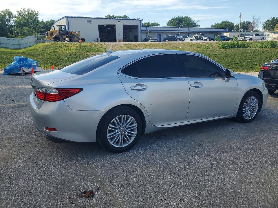 2014 Lexus Es 350 VIN JTHBK1GG2E2134269 COPART salvage auction — NORMAL WEAR, Tx - Certificate Of Title, sold $4,800 on 2026-07-23 (photo 3)