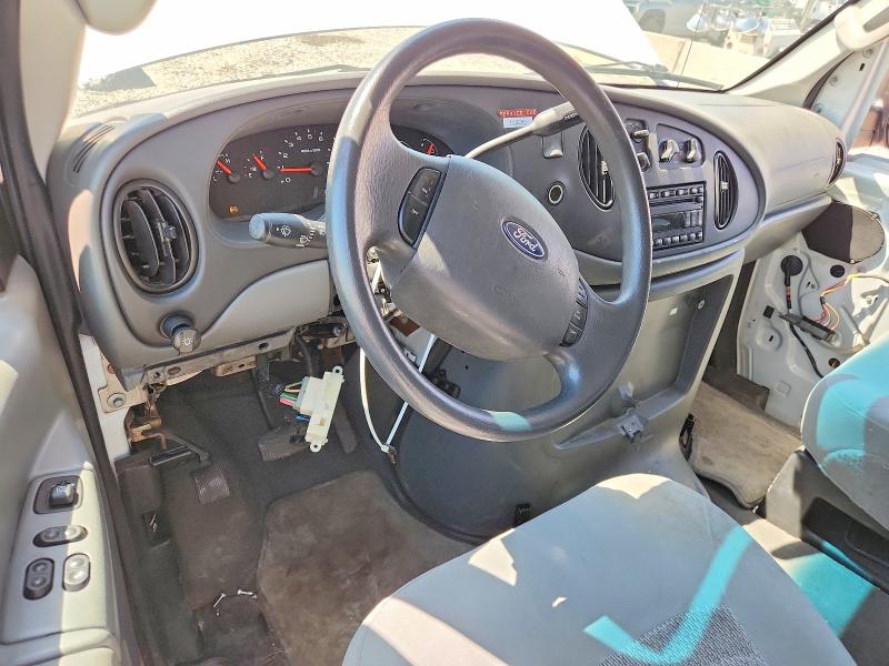 2006 Ford Econoline e350 VIN 1FBNE31LX6HA61095 COPART salvage auction — MINOR DENT/SCRATCHES, Co - Dis/Dlr/Exp Only Clean Title, sold $450 on 2026-07-02 (photo 8)