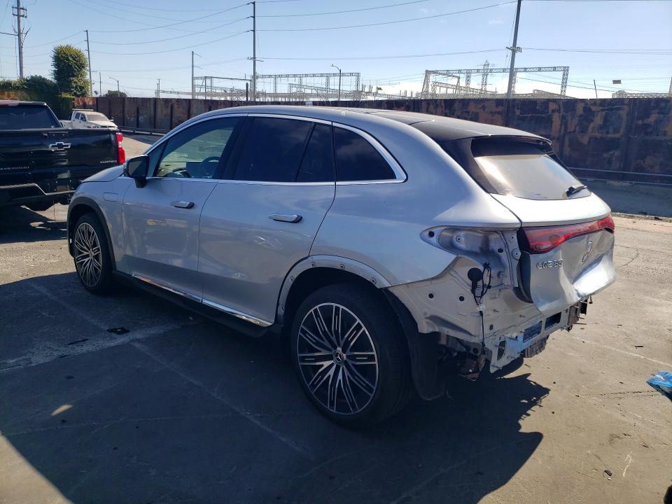 2024 Mercedes-benz Eqe VIN 4JGGM2BB8RA045400 COPART salvage auction — REAR END, Salvage Title, sold $25,750 on 2026-07-31 (photo 2)