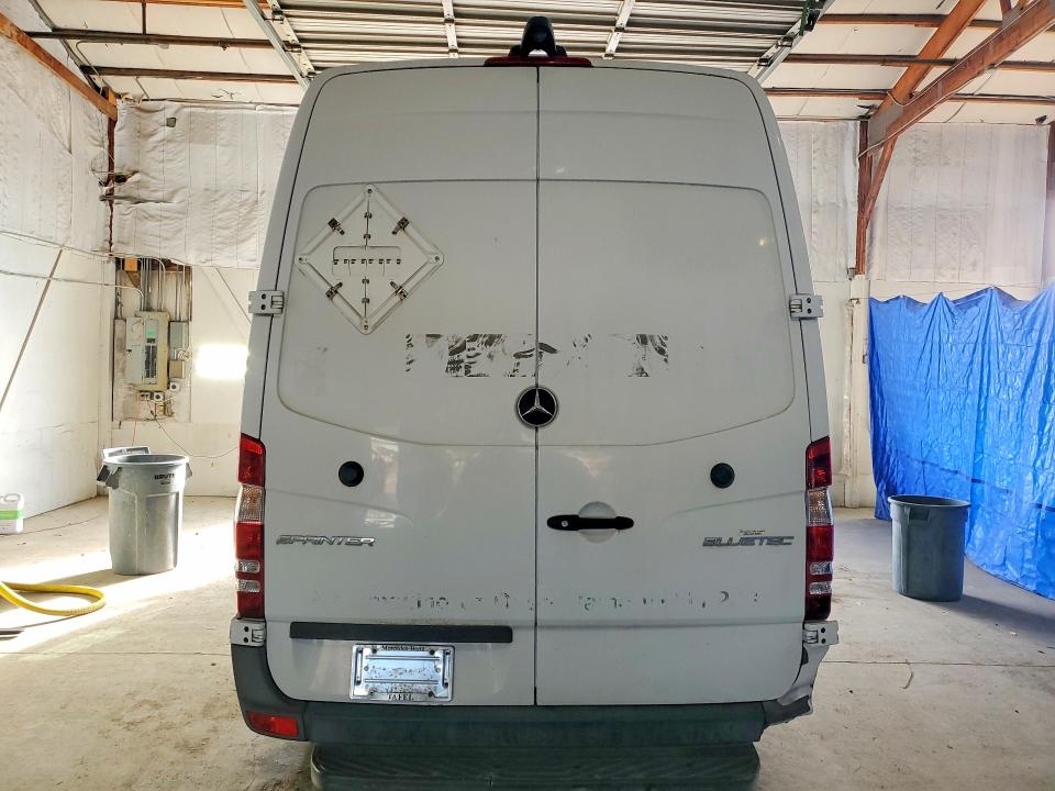 2015 Mercedes-benz Sprinter VIN WD3PF4DC9FP138106 COPART salvage auction — REAR END, Ky - Certificate Of Title, sold $6,300 on 2026-07-29 (photo 6)
