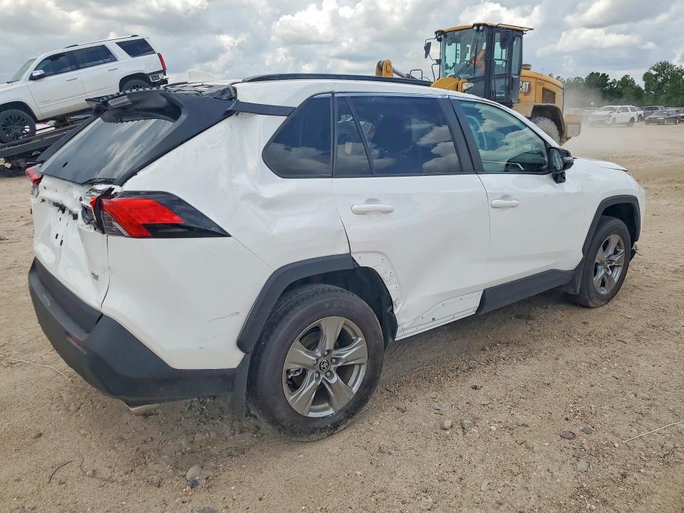 2025 Toyota Rav4 VIN 2T3W1RFV0SC349836 COPART salvage auction — ROLLOVER, AL - CERT OF TITLE-SALVAGE TITLE, sold $10,600 on 2026-07-10 (photo 3)