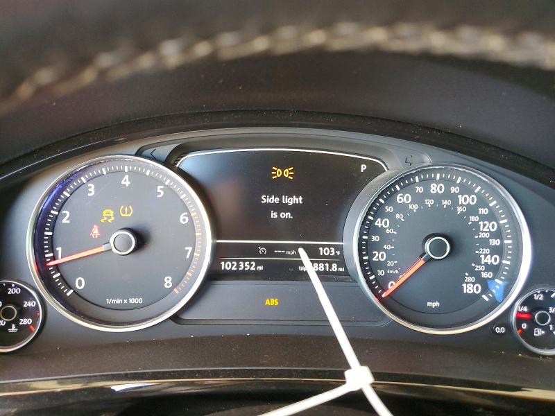 2013 Volkswagen Touareg VIN WVGEF9BP7DD002017 COPART salvage auction — FRONT END, Az - Cert Of Title - Salvage, sold $1,200 on 2026-07-21 (photo 9)