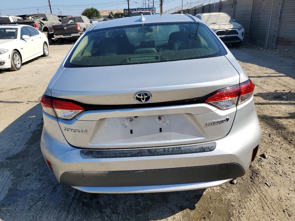 2020 Toyota Corolla VIN JTDEBRBE4LJ027603 COPART salvage auction — SIDE, Salvage Title, sold $4,000 on 2026-07-26 (photo 6)