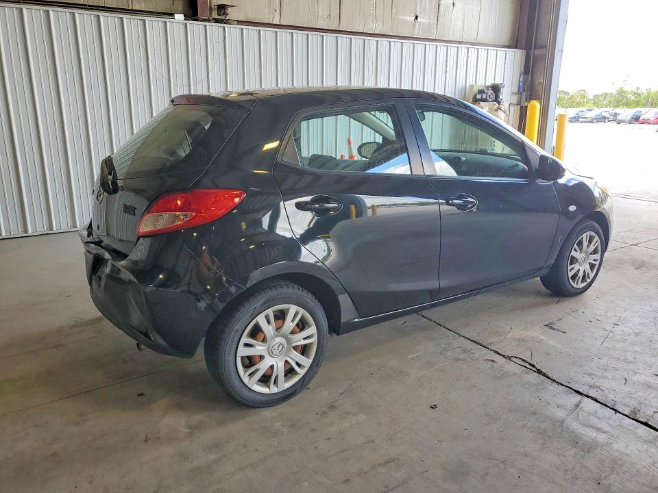 2011 Mazda 2 VIN JM1DE1HY3B0108618 COPART salvage auction — REAR END, Ia - Cert Of Title-Salvage Title, sold $1,050 on 2026-07-08 (photo 3)