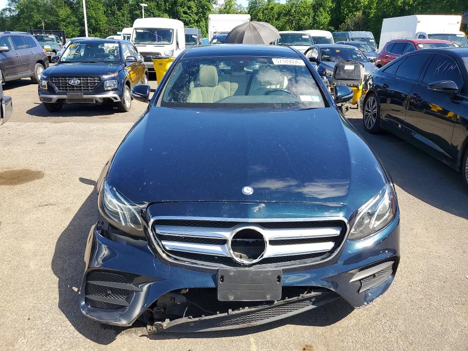 2017 Mercedes-benz E-klasse VIN WDDZF4KB8HA121429 COPART salvage auction — FRONT END, Wv - Certificate Of Title, sold $8,800 on 2026-07-27 (photo 5)