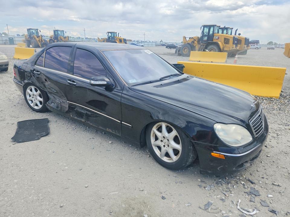 2004 Mercedes-benz S-klasse VIN WDBNG84J54A430060 COPART salvage auction — VANDALISM, Co - Public - Salvage Title, sold $275 on 2026-07-28 (photo 4)