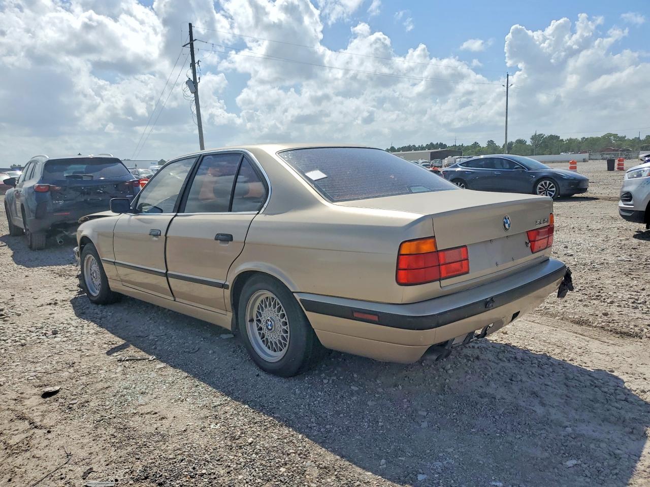 1995 BMW 5 Series VIN WBAHD6320SGK85913 COPART salvage auction — Front End, TX - CERT OF TITLE-REBUILT SALVAGE (P), sold $1,950 on 2026-07-08 (photo 2)