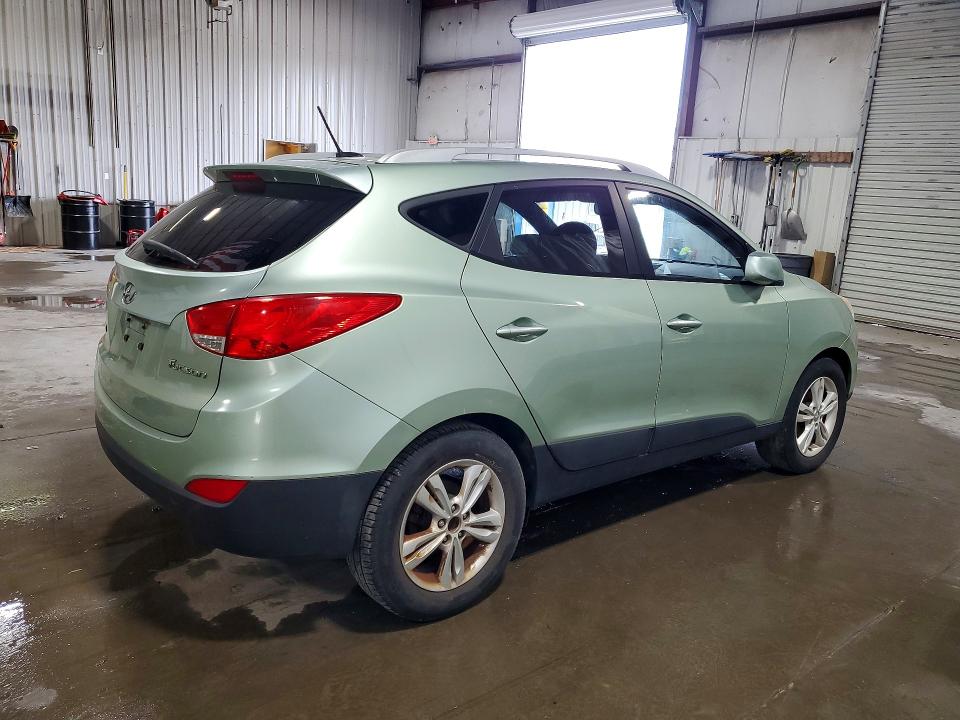 2011 Hyundai Tucson VIN KM8JU3AC3BU192122 COPART salvage auction — NORMAL WEAR, Va - Certificate Of Title, sold $200 on 2026-07-28 (photo 3)
