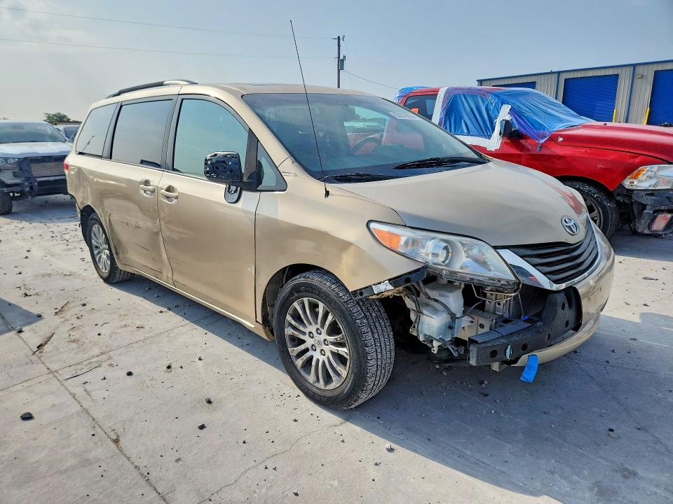 2012 Toyota VIN 5TDYK3DC6CS238892 COPART salvage auction — FRONT END, TX - SALVAGE VEHICLE TITLE, sold $1,850 on 2026-07-24 (photo 4)