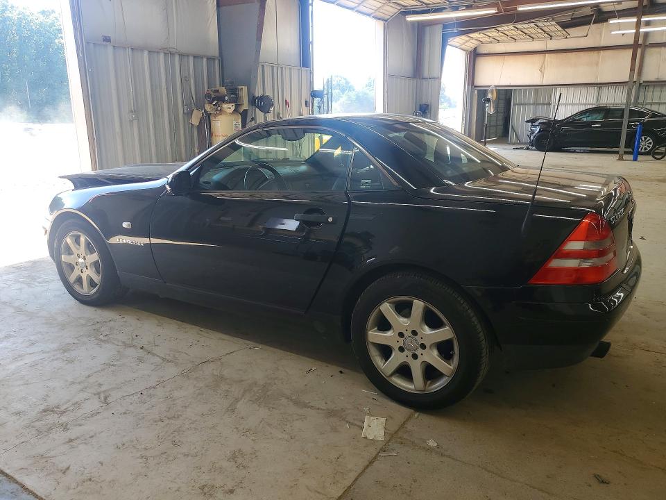 1999 Mercedes-benz Slk-klasse VIN WDBKK47F0XF095699 COPART salvage auction — FRONT END, Nc - Salvage Certificate Of Title, sold $775 on 2026-07-15 (photo 2)