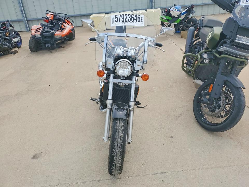 2001 Honda Vf750 VIN JH2RC43041M700378 COPART salvage auction — NORMAL WEAR, Tx - Certificate Of Title, sold $875 on 2026-07-27 (photo 2)