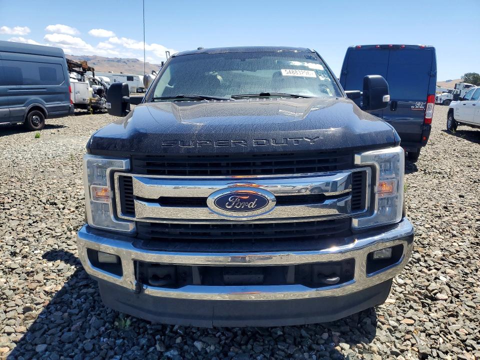 2018 Ford F-350 super duty VIN 1FT8W3BT2JEB45507 COPART salvage auction — SIDE, Nv - Dis/Dlr/Exp Only Salvage Title, sold $8,600 on 2026-07-13 (photo 5)
