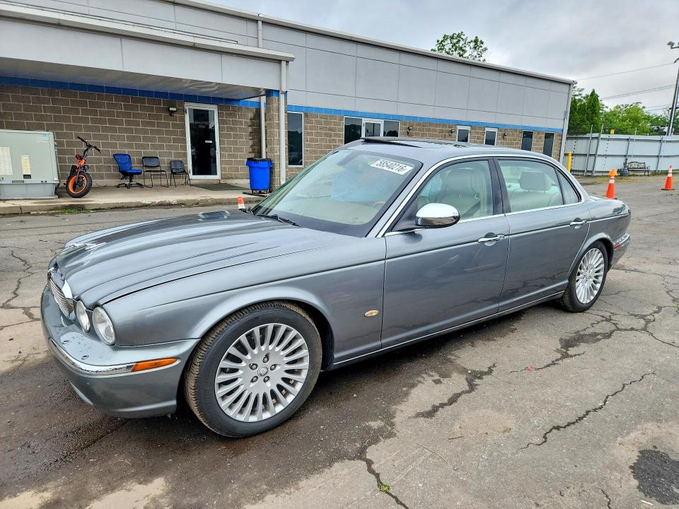 2006 Jaguar Vandenplas VIN SAJWA82B66SH02121 COPART salvage auction — SIDE, CT - CERT OF TITLE-SALVAGE, sold $475 on 2026-07-17 (photo 1)