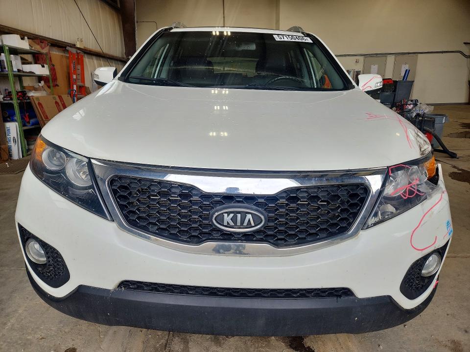 2012 Kia Sorento VIN 5XYKUDA23CG277390 COPART salvage auction — FRONT END, Ab - Bos - Salvage, sold $925 on 2026-07-09 (photo 5)