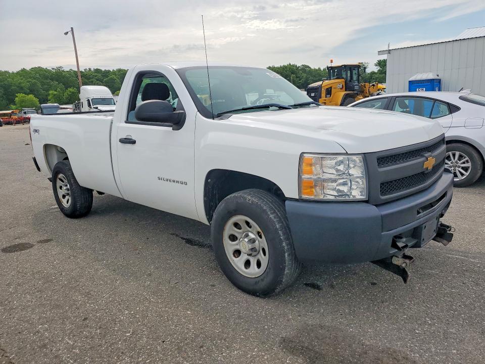 2012 Chevrolet Silverado VIN 1GCNKPE02CZ114504 COPART salvage auction — NORMAL WEAR, VA - CERT OF TITLE - SALVAGE, sold $150 on 2026-07-28 (photo 4)