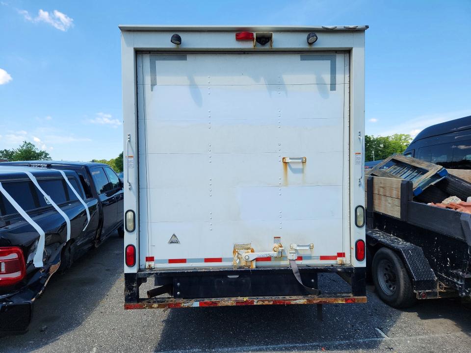 2019 Chevrolet Express 3500 VIN 1GB0GRFP2K1189059 COPART salvage auction — MINOR DENT/SCRATCHES, NJ - CERTIFICATE OF TITLE, sold $1,000 on 2026-07-09 (photo 6)