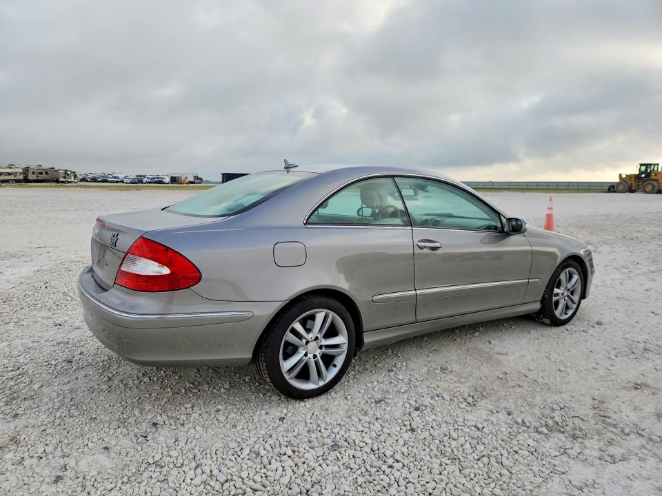 2008 Mercedes-benz Clk-klasse VIN WDBTJ56H88F254034 COPART salvage auction — VANDALISM, Tx - Salvage Vehicle Title, sold $550 on 2026-08-13 (photo 3)