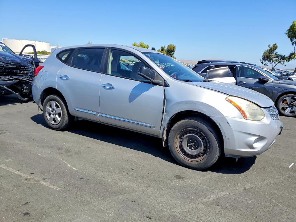 2011 Nissan Rogue sport VIN JN8AS5MT8BW165167 COPART salvage auction — MECHANICAL, Ca - Dis/Dlr/Exp Only Lien Papers, sold $500 on 2026-07-06 (photo 4)