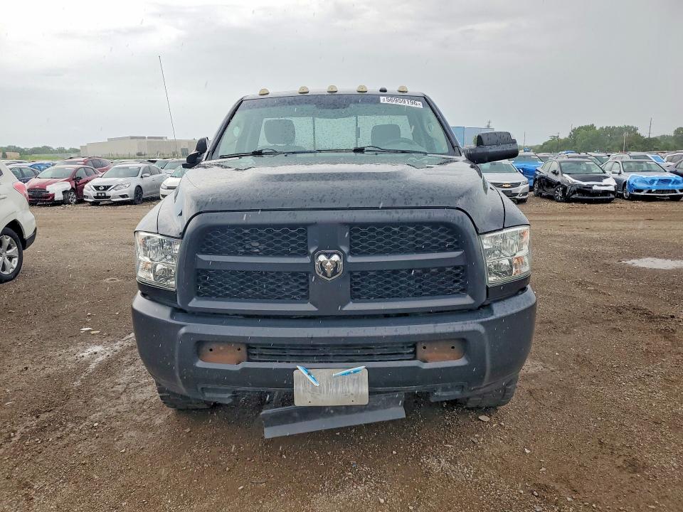 2015 Ram 2500 VIN 3C6MR5AJ1FG664363 COPART salvage auction — MINOR DENT/SCRATCHES, Ia - Certificate Of Title, sold $3,500 on 2026-07-24 (photo 5)