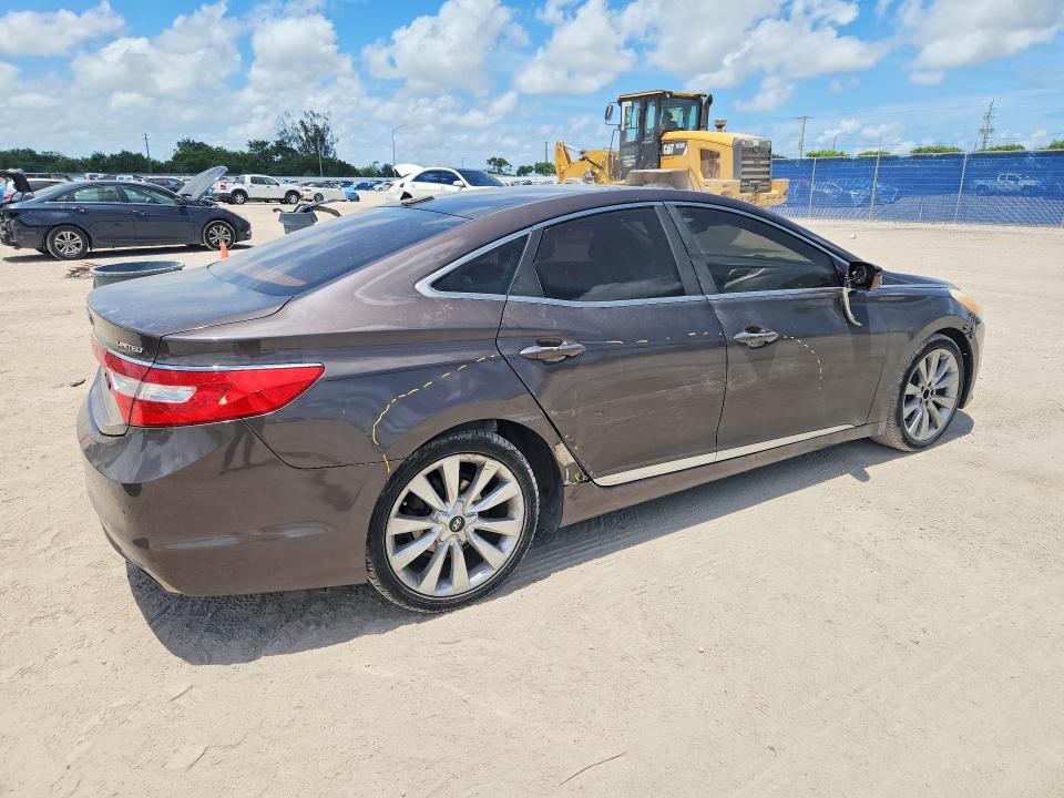 2016 Hyundai Azera VIN KMHFH4JG3GA535376 COPART salvage auction — SIDE, Fl - Cert Of Title Slvg Rebuildable, sold $1,750 on 2026-07-27 (photo 3)