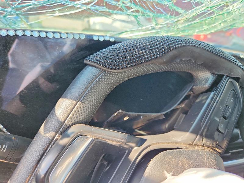 2024 Buick Envista VIN KL47LAE22RB182124 COPART salvage auction — FRONT END, Tx - Certificate Of Title, sold $2,400 on 2026-07-02 (photo 9)