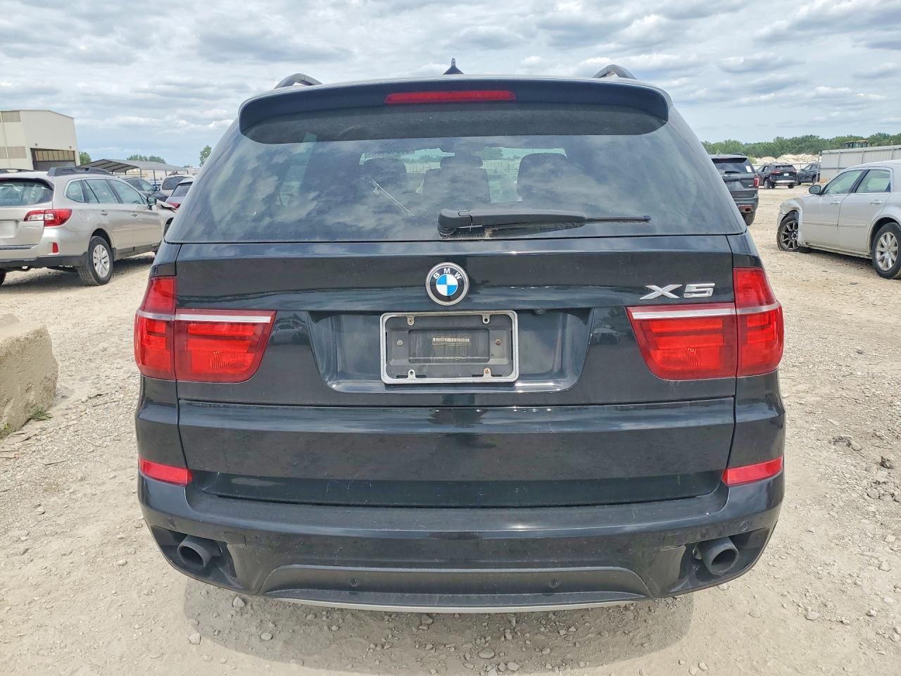2011 BMW X5 VIN 5UXZV4C52BL414579 COPART salvage auction — Front End, MO - DEALER ONLY CLEAN TITLE, sold $500 on 2026-07-02 (photo 6)