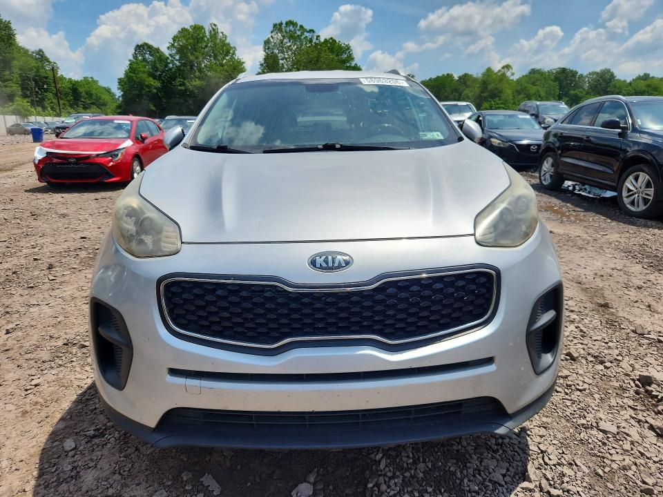 2017 Kia Sportage VIN KNDPM3AC6H7163655 COPART salvage auction — VANDALISM, Pa - Certificate Of Salvage, sold $2,300 on 2026-07-06 (photo 5)