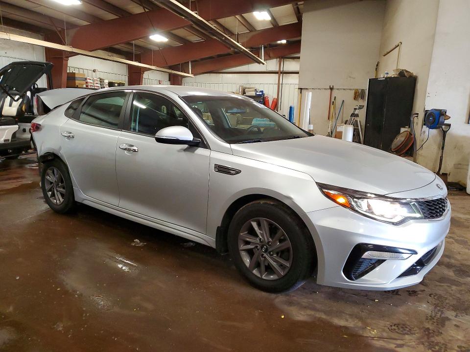 2020 Kia Optima VIN 5XXGT4L32LG397054 COPART salvage auction — REAR END, Mi - Certificate Of Title, sold $2,500 on 2026-07-31 (photo 4)