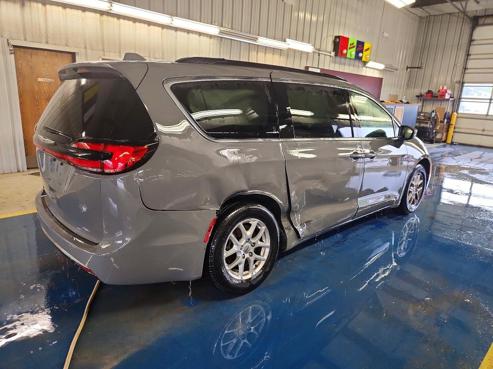 2022 Chrysler Pacifica VIN 2C4RC1BG0NR167843 COPART salvage auction — SIDE, MI - CERTIFICATE OF TITLE, sold $3,950 on 2026-07-23 (photo 3)