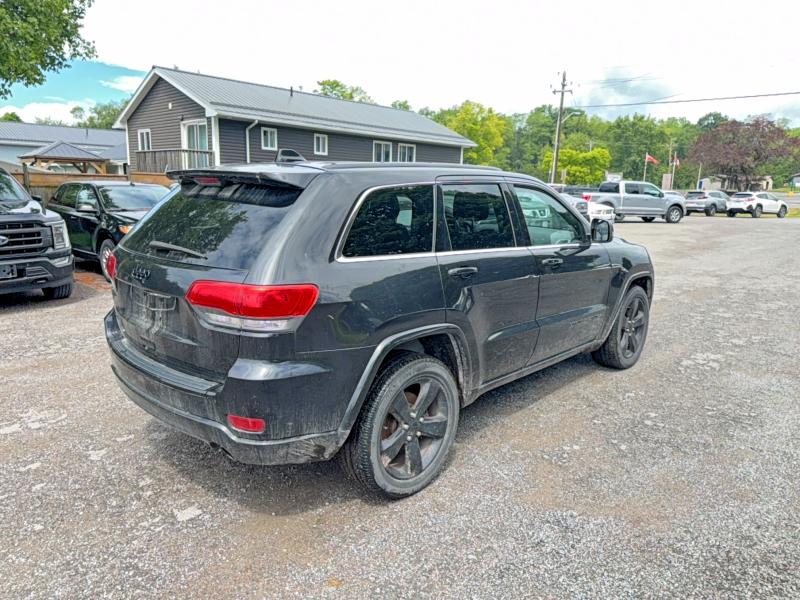 2015 Jeep VIN 1C4RJFAGXFC624916 COPART salvage auction — NORMAL WEAR, On - Permit No Brand - Unfit (P), sold $1,050 on 2026-07-03 (photo 4)