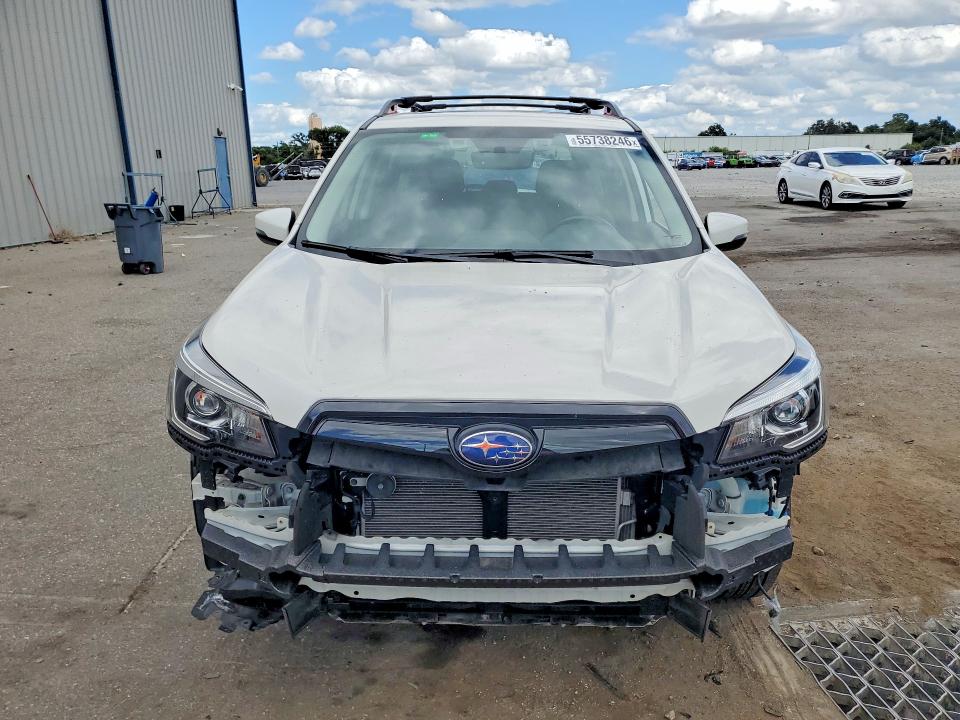 2020 Subaru VIN JF2SKARC2LH486002 COPART salvage auction — FRONT END, Fl - Cert Of Title Slvg Rebuildable, sold $15 on 2026-07-27 (photo 5)