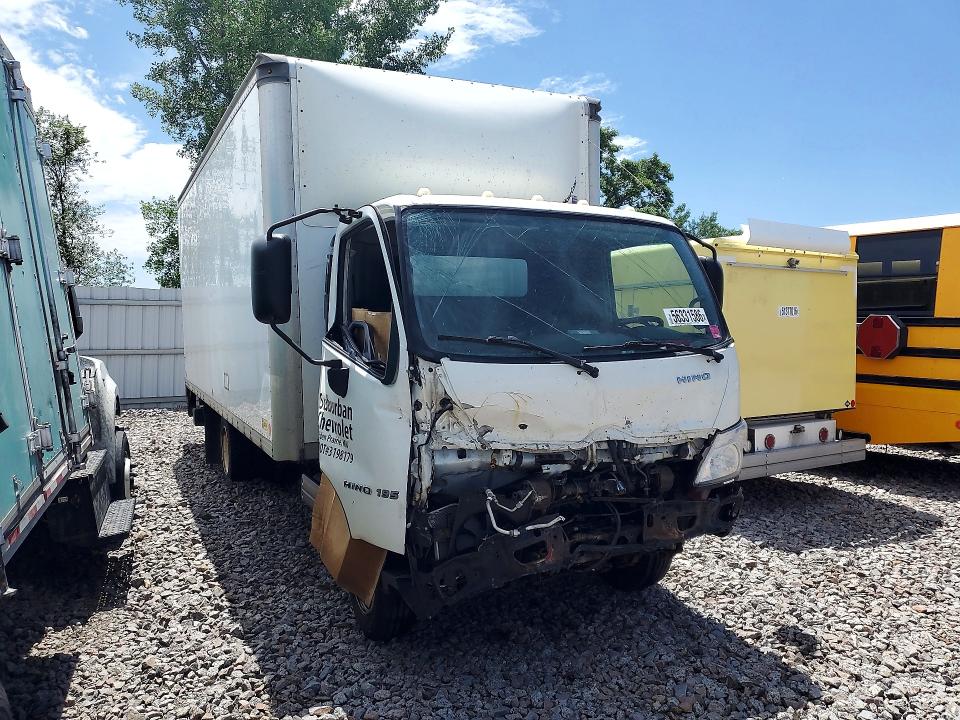 2018 Hino 195 VIN JHHSDM2H2JK006229 COPART salvage auction — FRONT END, MN - CERT OF TITLE-SALVAGE, sold $250 on 2026-07-29 (photo 4)